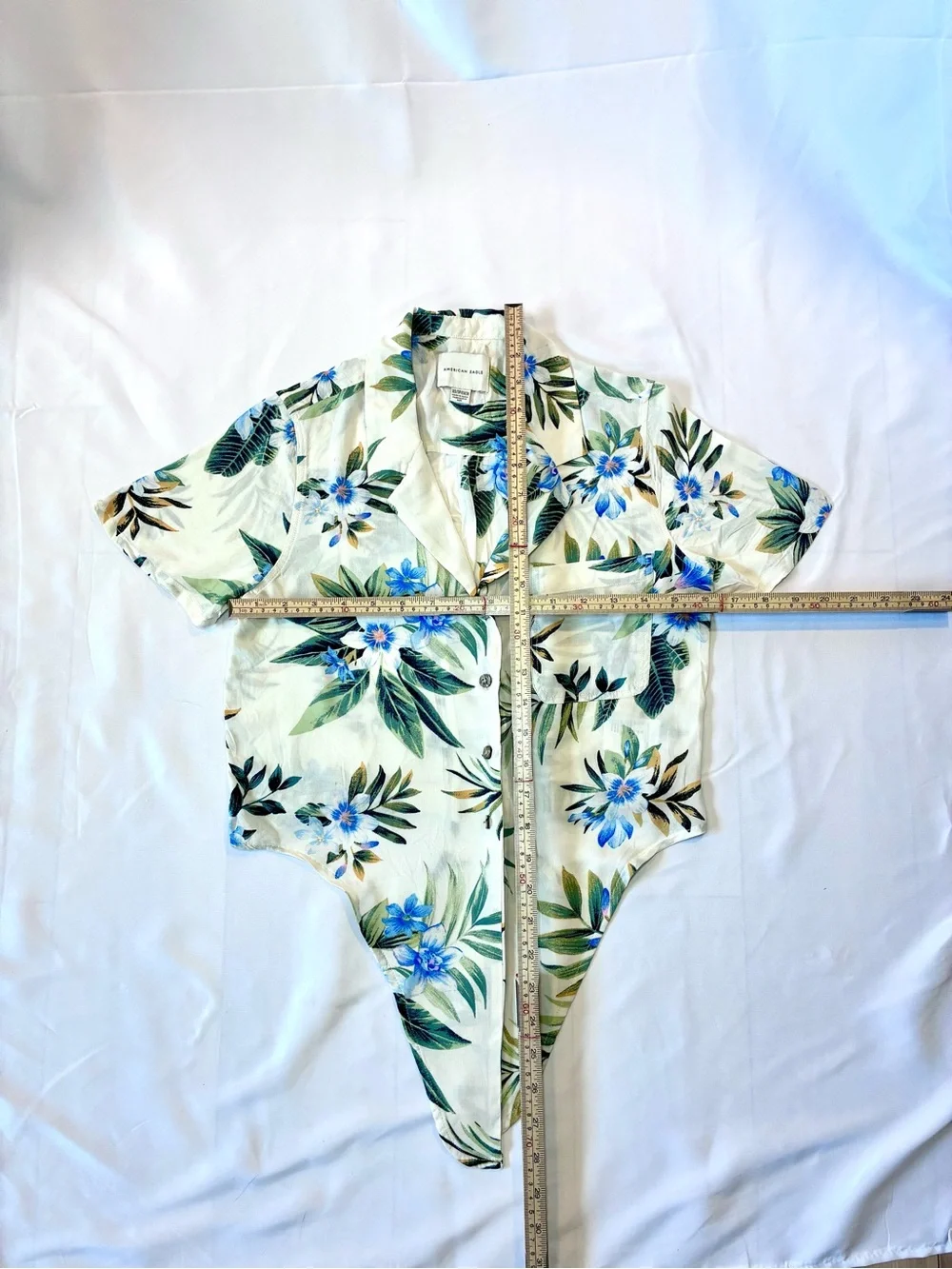 American Eagle Tropical Crop Top